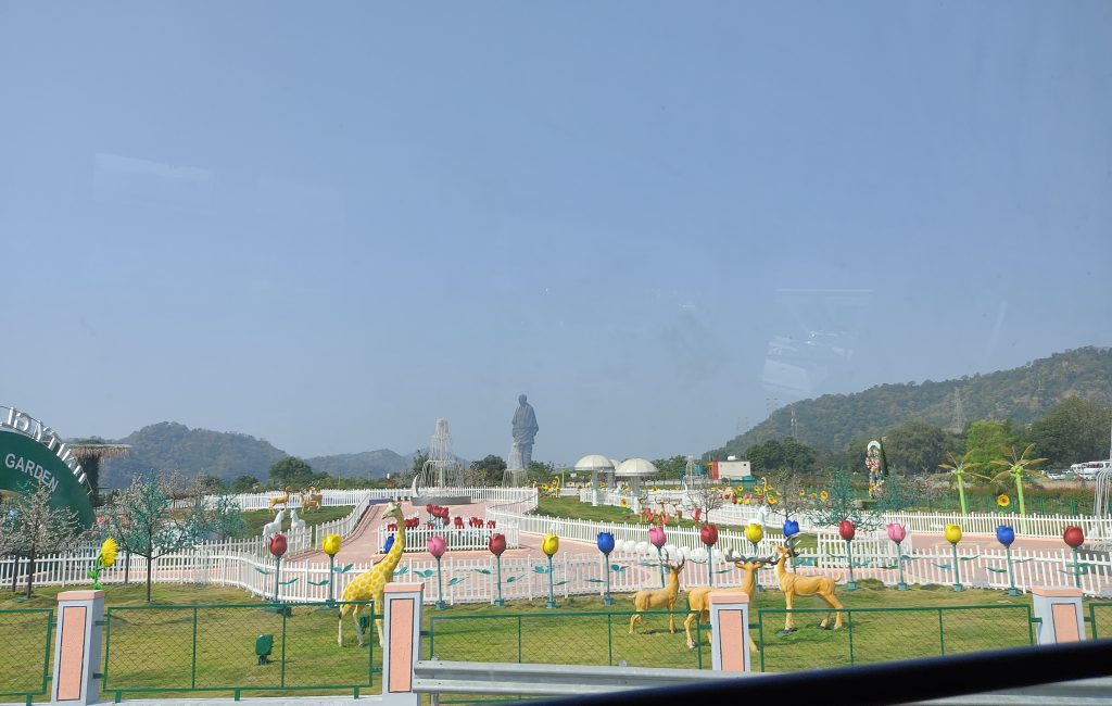 Statue of unity remote click